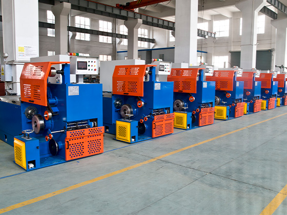 磷化高碳鋼絲水箱拉絲機(jī)